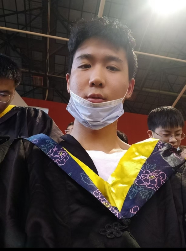 落落大方的第一张照片--贵阳相亲服务中心