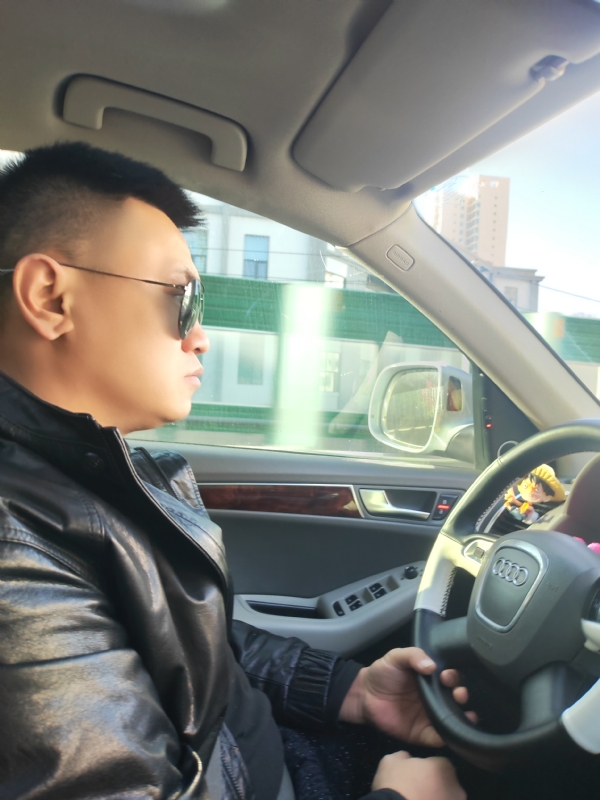 Mr陈的第一张照片--贵阳相亲服务中心