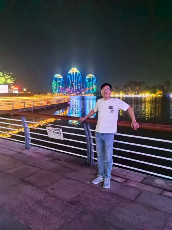 千年老妖的第一张照片--贵阳相亲服务中心