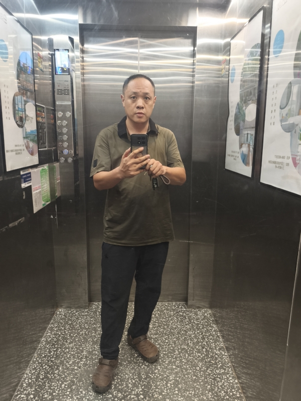 苏谋的第一张照片--贵阳相亲服务中心