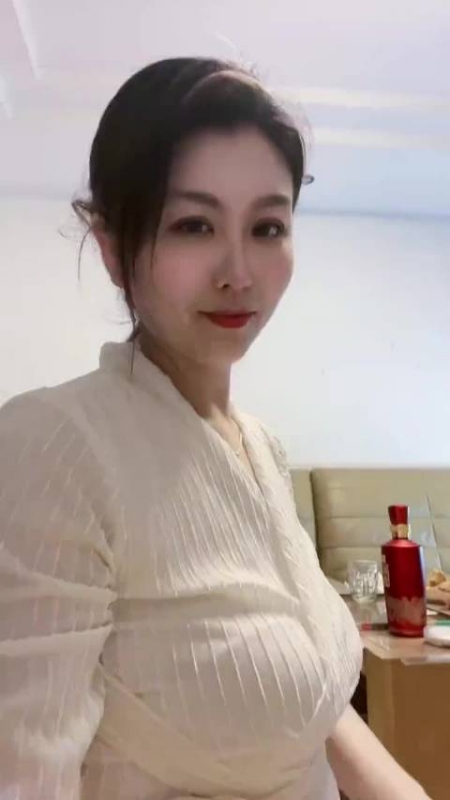 钕钕的第一张照片--贵阳相亲服务中心