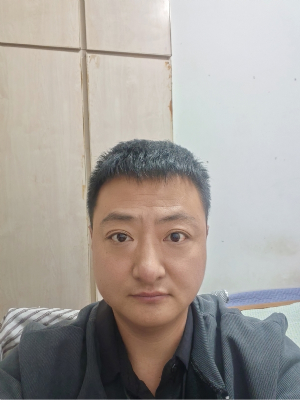 追爱大叔的第一张照片--贵阳相亲服务中心