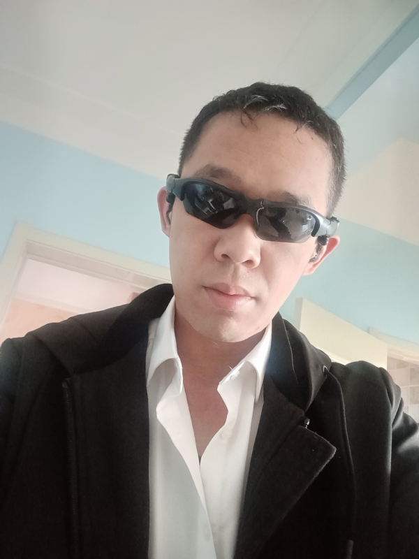 血公爵的第一张照片--贵阳相亲服务中心