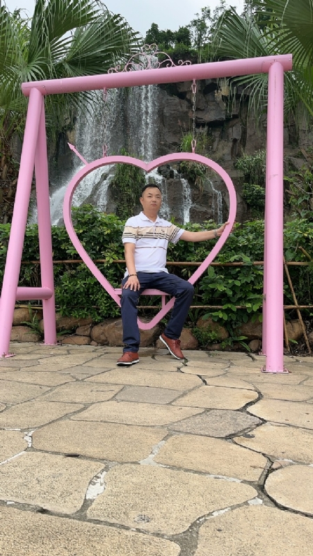 zhaofuwu的第二张照片--贵阳相亲服务中心