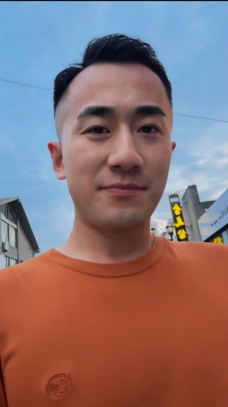 往事随风的第三张照片--贵阳相亲服务中心