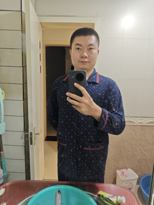 迷迷糊糊的第一张照片--贵阳相亲服务中心