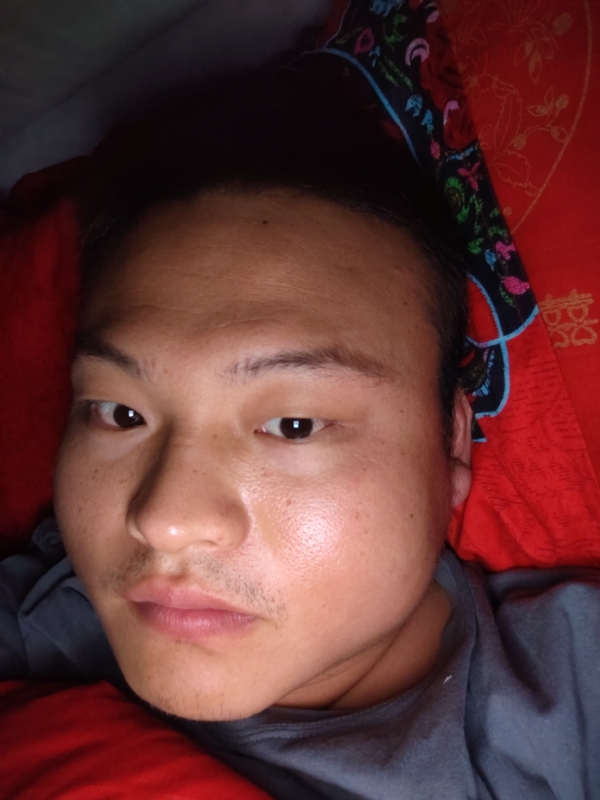 大黄的第一张照片--贵阳相亲服务中心