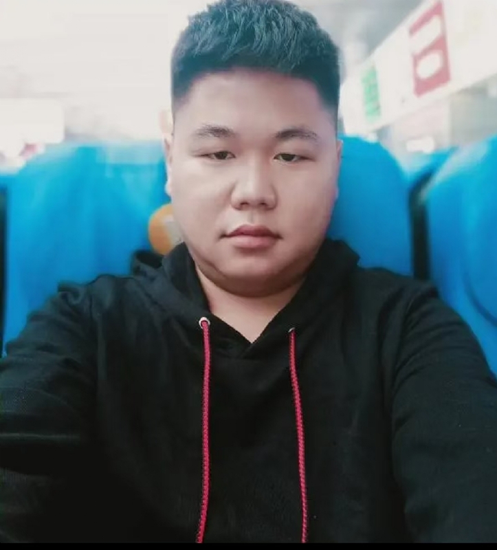 黄斌的第二张照片--贵阳相亲服务中心