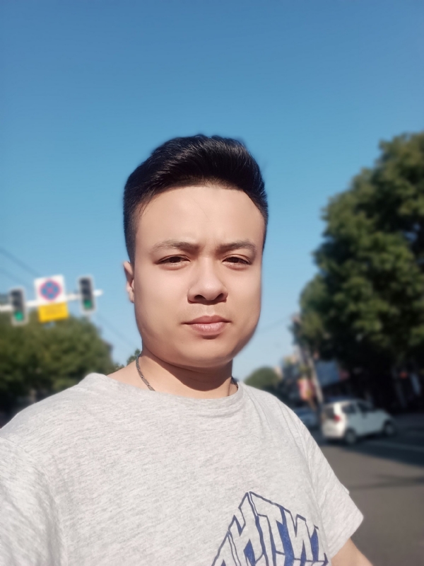 简简单单的第一张照片--贵阳相亲服务中心