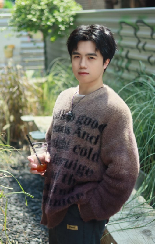 檐下雨的第二张照片--贵阳相亲服务中心