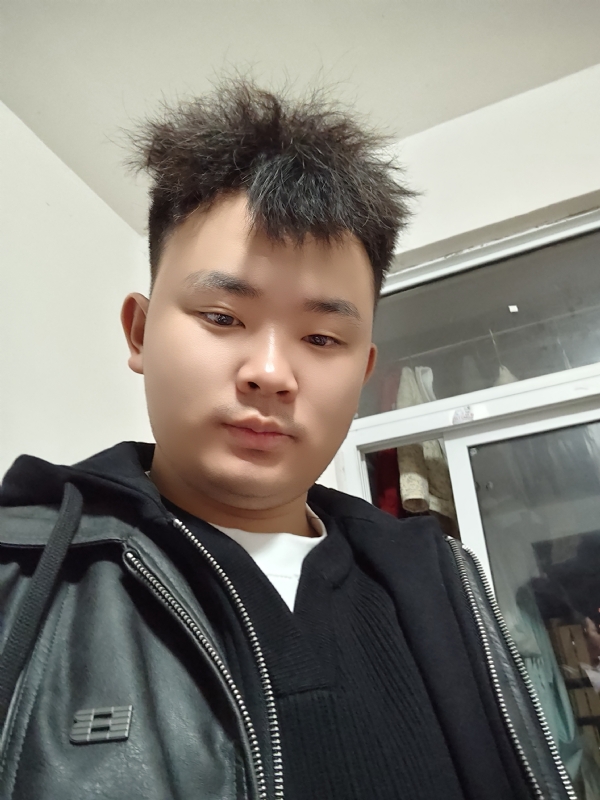 阿龙找对象的第一张照片--贵阳相亲服务中心