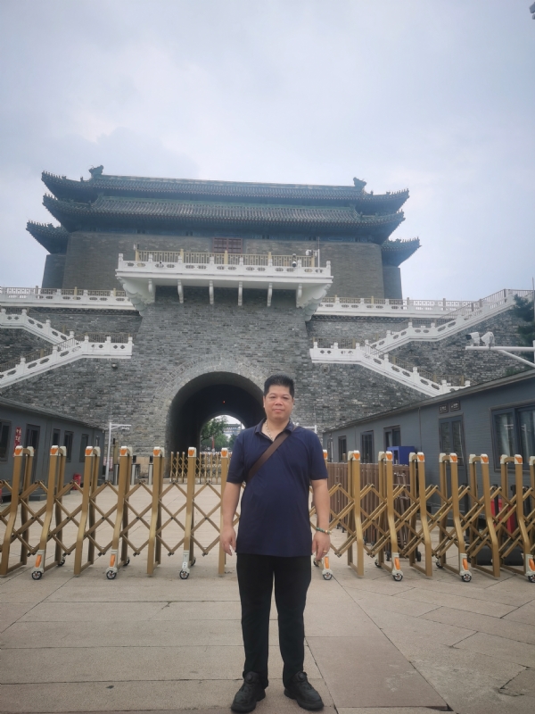 伟哥的第一张照片--贵阳相亲服务中心